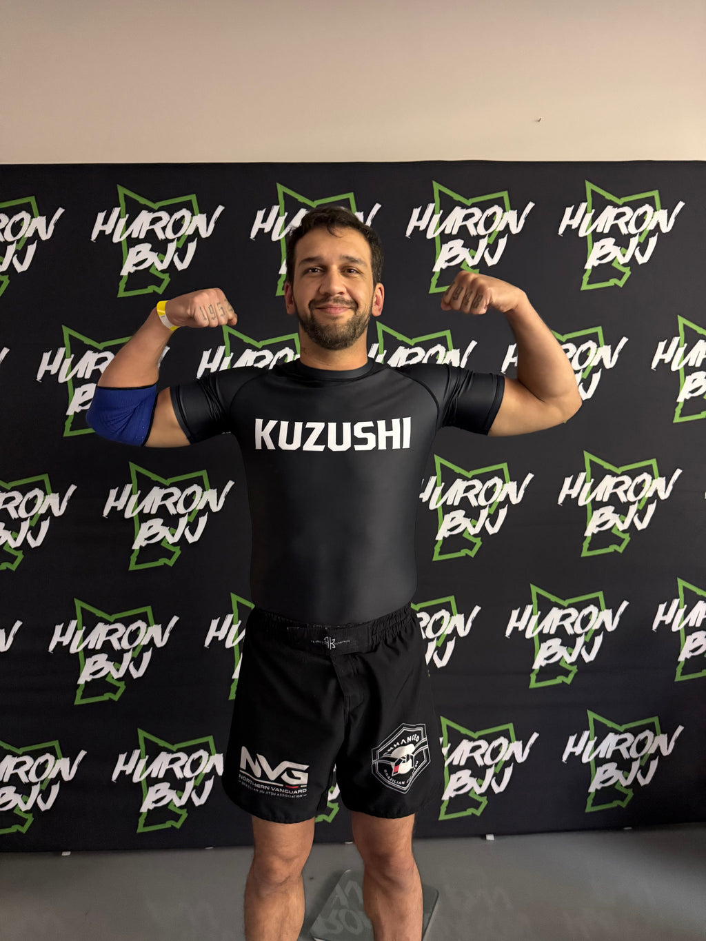 Short Sleeve Black Rashguard